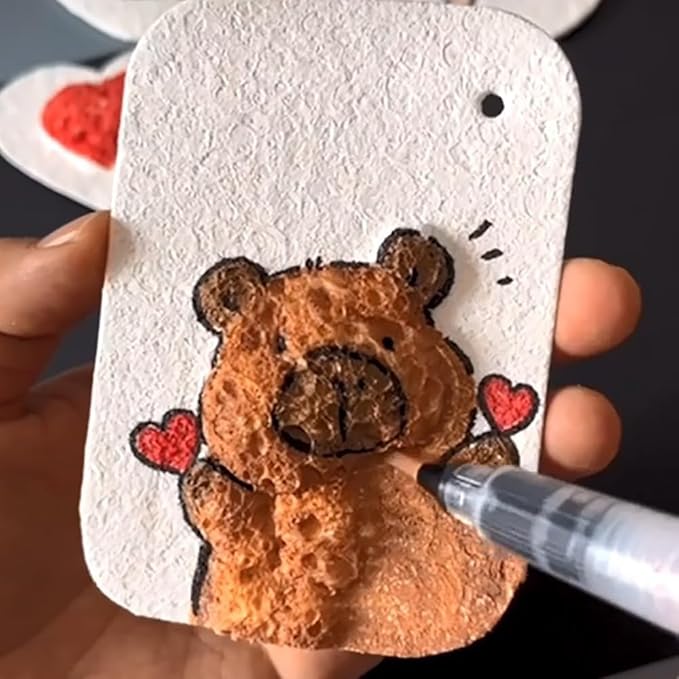 Kit Creativo de Pintura 3D - Contiene 10 hojas 65 mm redondas o en corazón y 110 × 70 mm rectangulares 12 marcadores, 3 pinceles y 10 cadenas para dar vida a tus ideas de forma divertida y original 🎁OFERTE UNICA 40%DCTO
